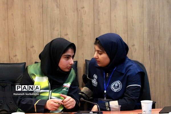 دوره آموزشی خبرنویسی ویژه دانش‌آموز‌خبرنگاران پانا در آموزش و پرورش ناحیه 2 بهارستان