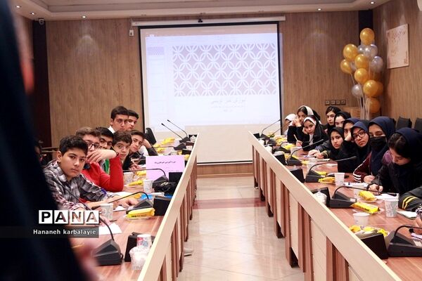 دوره آموزشی خبرنویسی ویژه دانش‌آموز‌خبرنگاران پانا در آموزش و پرورش ناحیه 2 بهارستان