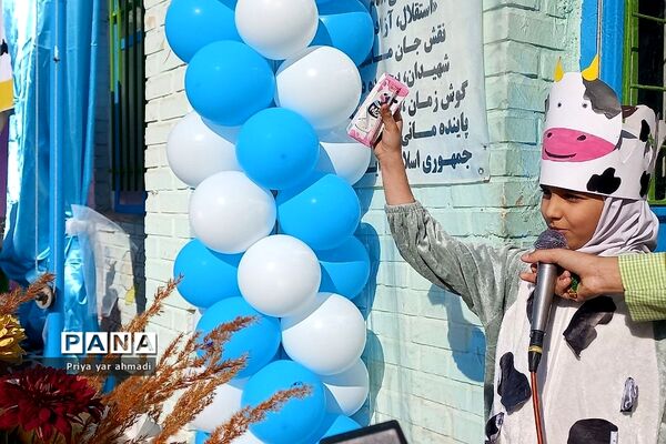 آغاز فرایند توزیع شیر در مدارس ابتدایی ورامین