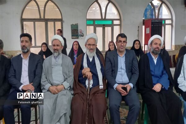 نماز شکر دانش‌آموزان قائمشهری