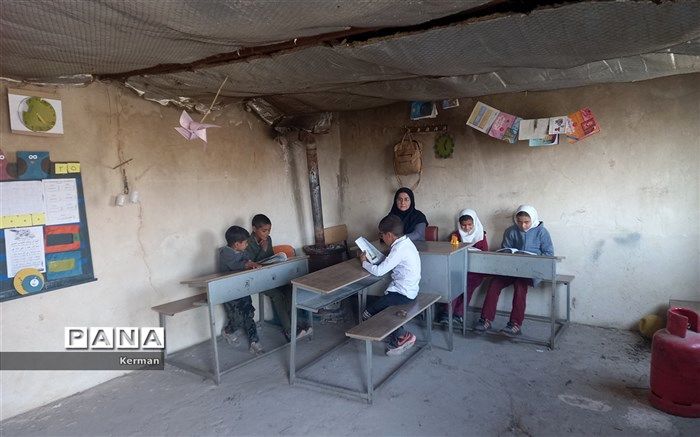 ناگفته‌های یک نومعلم کرمانی از دشواری‌های تدریس در مدرسه عشایری