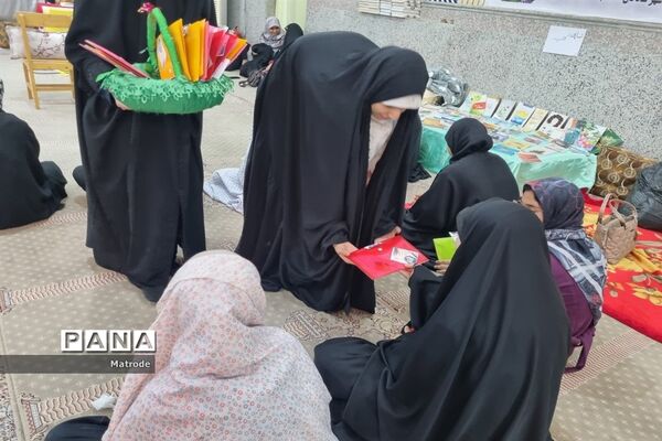 شرکت فعال پیشتازان شادگانی در مراسم اعتکاف دانش‌آموزی