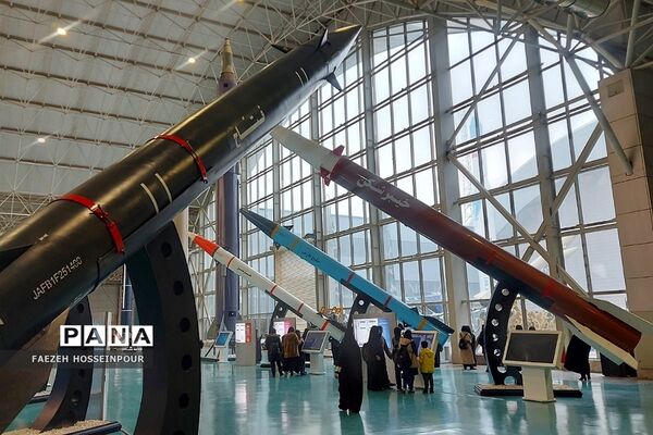 اردو  راهیان پیشرفت دانش‌آموزان مدرسه حکمت