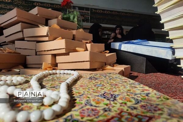 دیدار مدیر آموزش و پرورش ناحیه ۶ مشهد با دانش‌آموزان معتکف‌