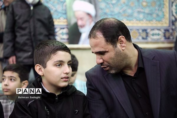 حضور وزیر آموزش و پرورش در مراسم اعتکاف دانشجومعلمان و دانش‌آموزان