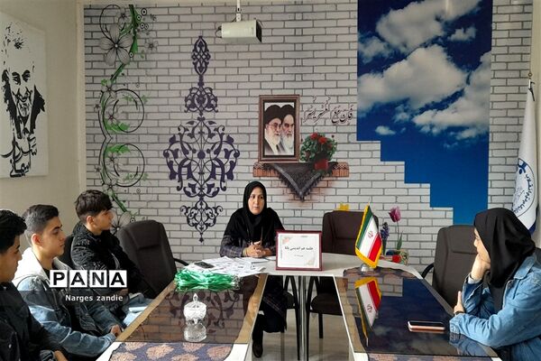 جلسه هم‌اندیشی و آموزش خبرنگاری ویژه دانش‌آموز خبرنگاران پانا در ملارد