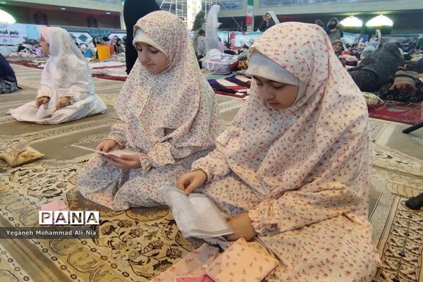 مراسم معنوی اعتکاف درشهرستان اسلامشهر