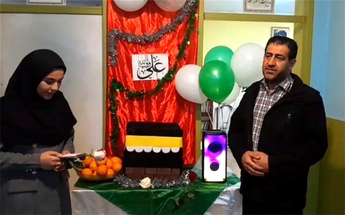 آشنایی پسران دانش‌آموز با امام‌علی(ع)، خاستگاه جامعه‌ای با مردانی تکامل‌یافته است/فیلم