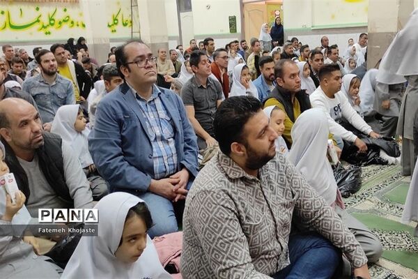 برگزاری مراسم روز پدر در دبستان کودک مسلمان شهرستان قرچک