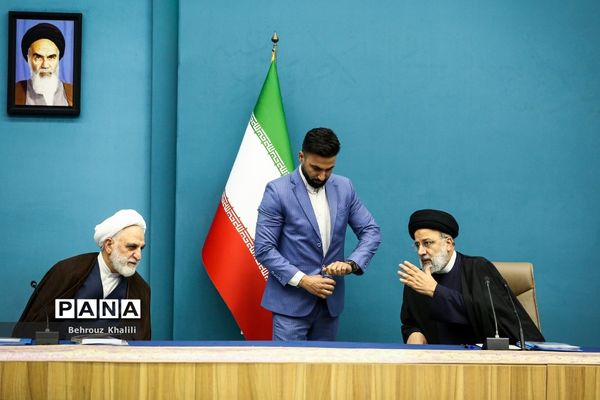 جلسه شورای عالی فضای مجازی