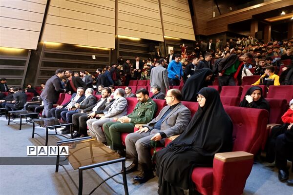 همایش بزرگ رأی اولی‌های شهرستان قدس