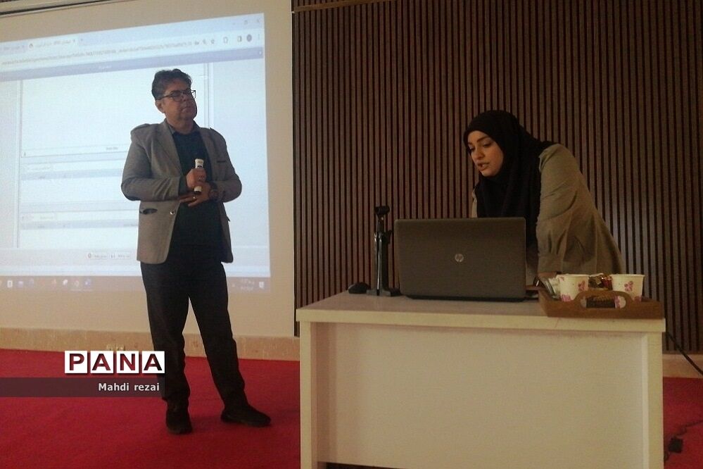 کارگاه توانمند سازی مدیران مدارس فشافویه