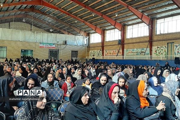 دومین همایش مادران فاطمی تربیت حسینی و زینبی در شهرک اورین بهارستان‌دو