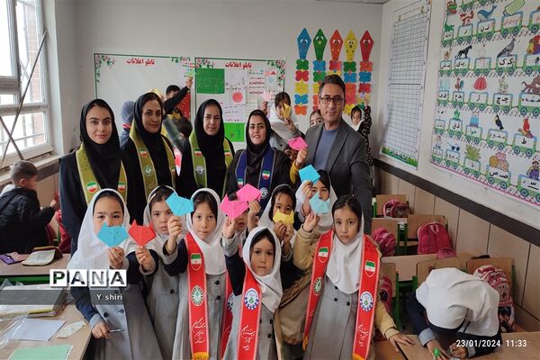 طرح آموزش مهارت‌های پیشتازان در مدارس شهرستان های مانه و سملقان