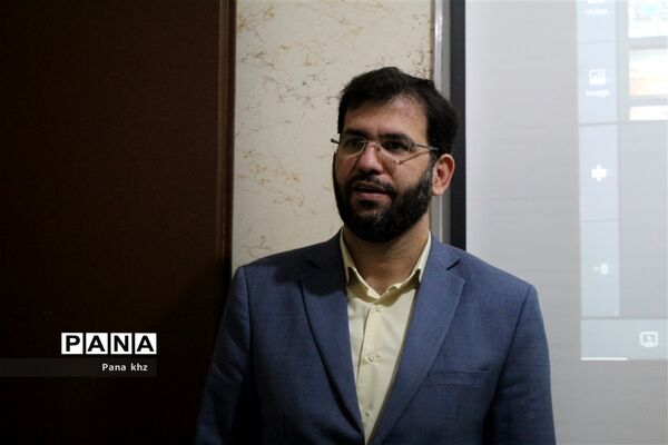 نشست دانش‌آموز خبرنگاران خوزستان در آستانه چهل و پنجمین دهه فجر