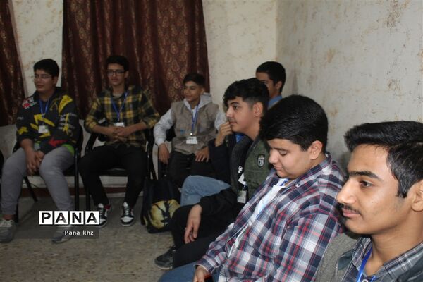 نشست دانش‌آموز خبرنگاران خوزستان در آستانه چهل و پنجمین دهه فجر