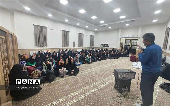 اعزام 82 دانش‌آموز فیروزه به اردوی راهیان نور