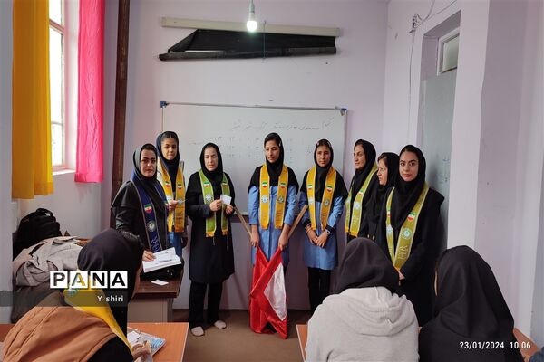آموزش پیشتازان در مدارس محروم شهرستان‌های مانه و سملقان