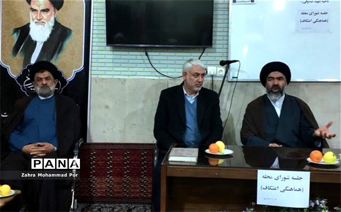 اعتکاف دانش‌آموزی یکی از راه‌های ارتقای معنوی جامعه  است
