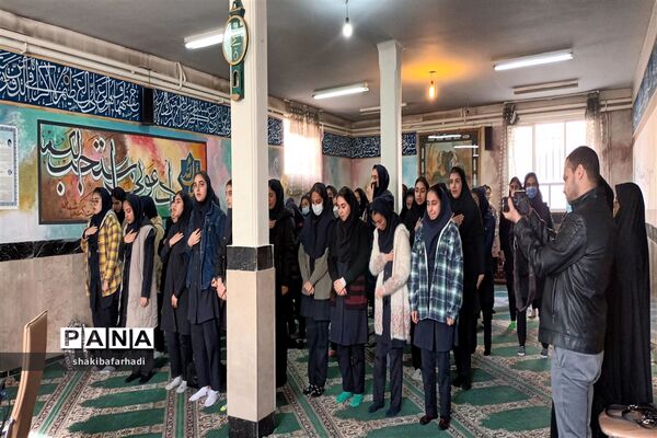 همایش رأی اولی‌ها در هنرستان شیخ محمد بلیغ شهرستان فیروزکوه
