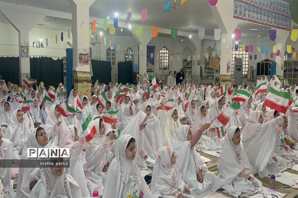 جشن تکلیف دختران مانه و سملقان در مسجد جامع