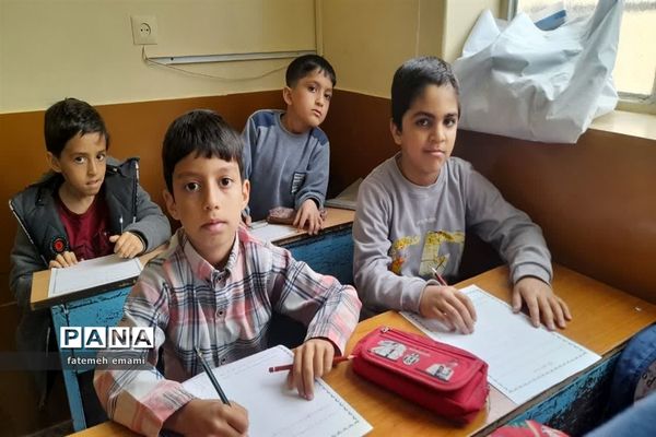 نامه عاشقانه‌ای به پدر  در آموزشگاه مبعث شهرستان میبد