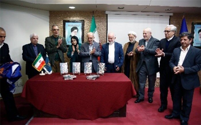 آیین رونمایی از جلد دوم کتاب «زخم و زیتون، یادگاران و روزگاران» برگزار شد