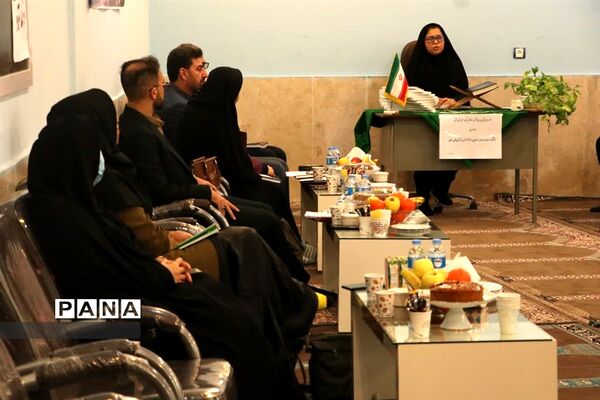 گردهمایی مدیران و معاونین فنی و مهارتی و سرپرستان کارگاه هنرستان ها و کاردانش شهر آشخانه