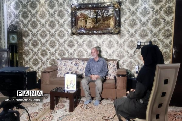 دیدار دانش‌آموزان باقرشهری با جانباز آزاده دفاع مقدس