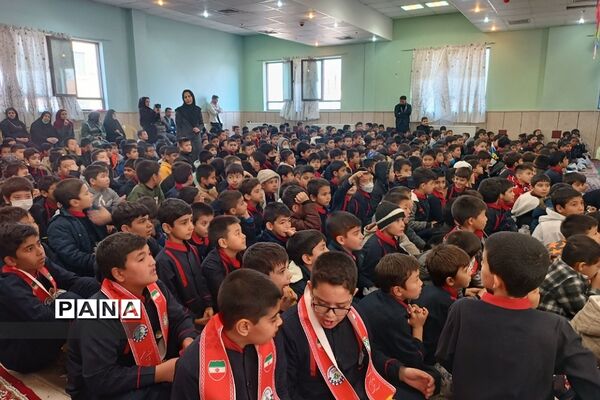 جشن میلاد امام علی ( ع) و روز پدر در دبستان شیخ مفید فشافویه