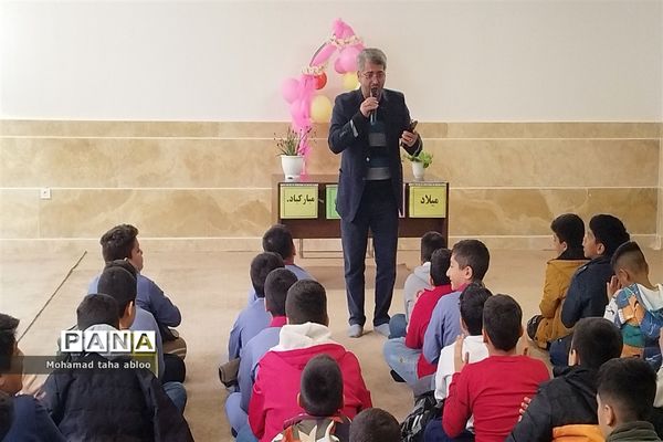 دانش‌آموزان شهریار در مراسم میلاد علی‌بن ابی‌طالب (ع)