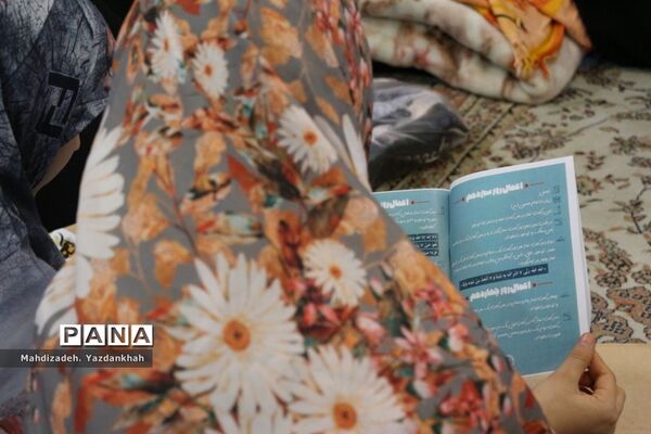 افتتاحیه مراسم معنوی اعتکاف در مسجد هجرت آموزش و پرورش ناحیه ۳ مشهد