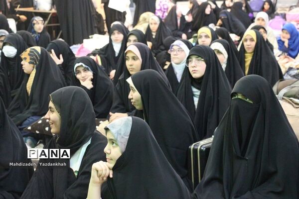 افتتاحیه مراسم معنوی اعتکاف در مسجد هجرت آموزش و پرورش ناحیه ۳ مشهد
