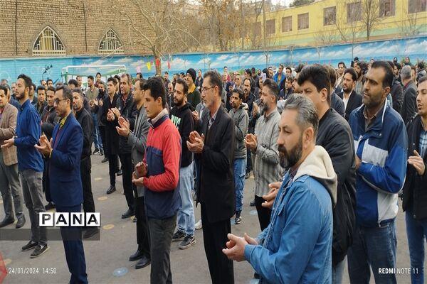 جشن میلاد امیرالمومنین علی علیه السلام در دبستان پسرانه امامت یک