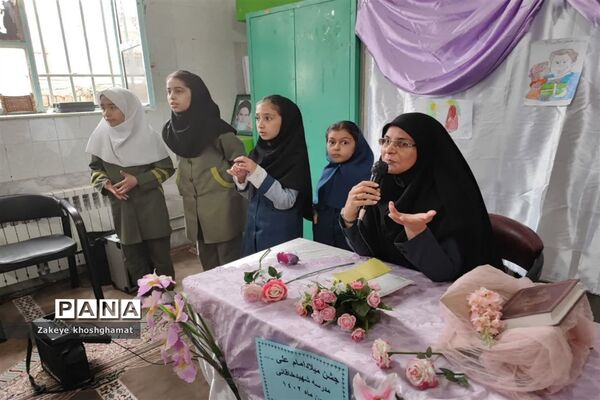 برگزاری جشن میلاد حضرت علی (ع) و روز پدر در مدرسه شهید خاقانی شهرستان شیروان