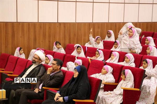 جشن عبادت و بهار بندگی دانش‌آموزان در بندرخمیر