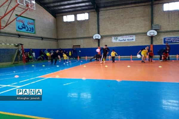 مسابقه پدر پسری و رقابت پایاپای بین پدرها و پسرها در شهرستان پیشوا