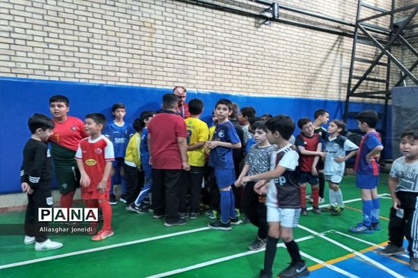 مسابقه پدر پسری و رقابت پایاپای بین پدرها و پسرها در شهرستان پیشوا