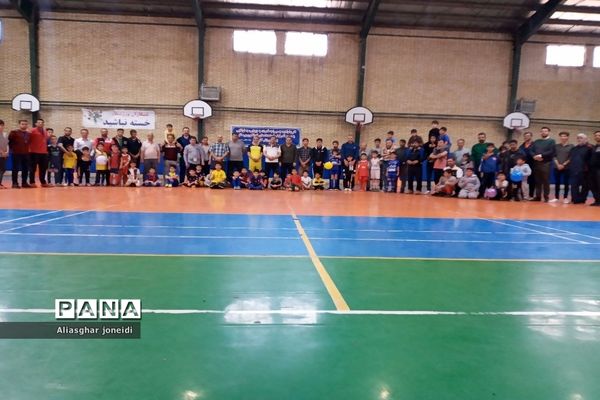 مسابقه پدر پسری و رقابت پایاپای بین پدرها و پسرها در شهرستان پیشوا