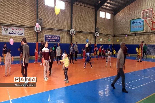 مسابقه پدر پسری و رقابت پایاپای بین پدرها و پسرها در شهرستان پیشوا