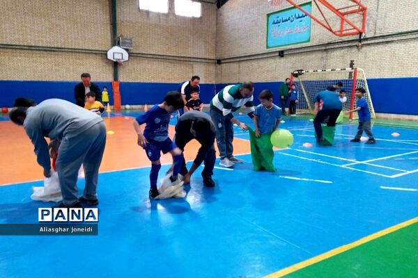 مسابقه پدر پسری و رقابت پایاپای بین پدرها و پسرها در شهرستان پیشوا