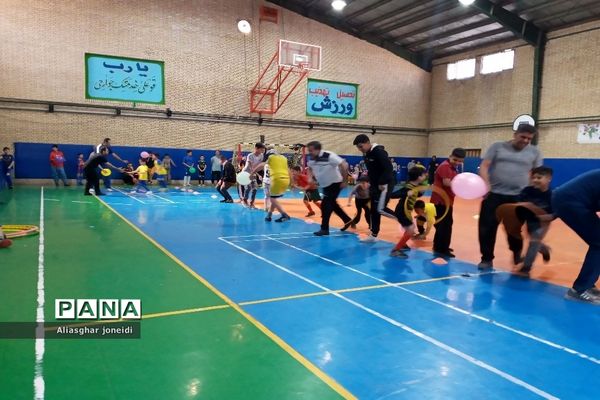 مسابقه پدر پسری و رقابت پایاپای بین پدرها و پسرها در شهرستان پیشوا