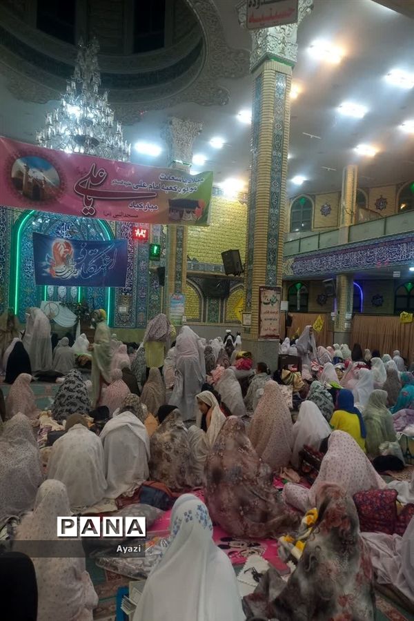 مراسم اعتکاف دانش‌آموزی در مسجد النبی اصفهان
