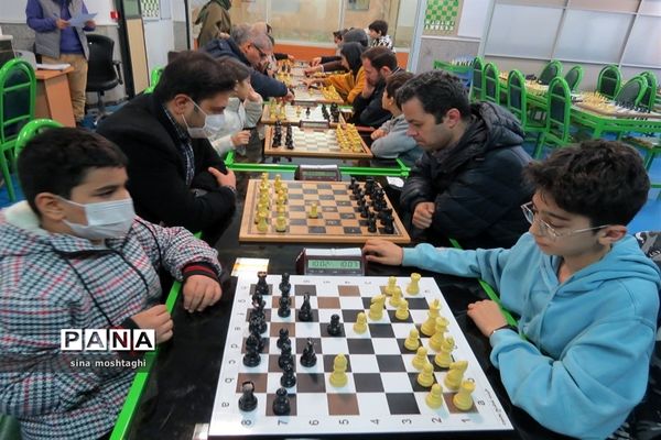 مسابقه شطرنج خانوادگی در هیئت شطرنج بجنورد