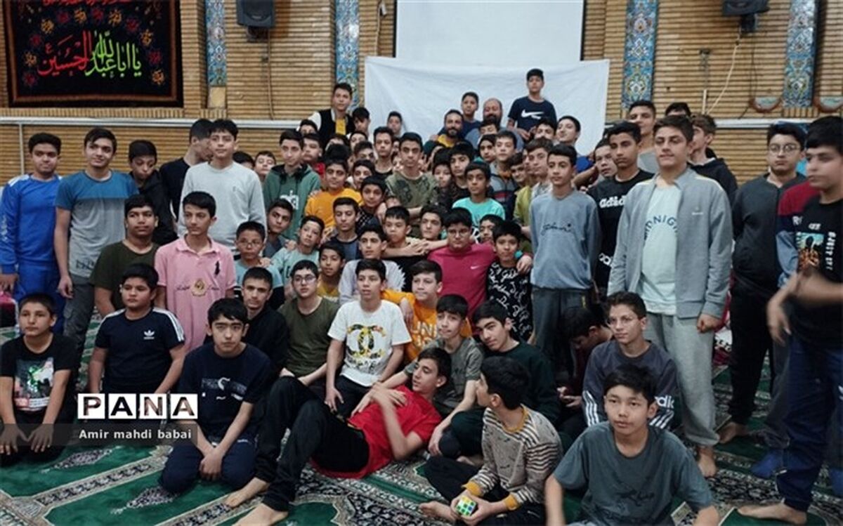 اعتکاف برای دانش‌آموزان، یک اَبَر اردوی تربیتی است/فیلم