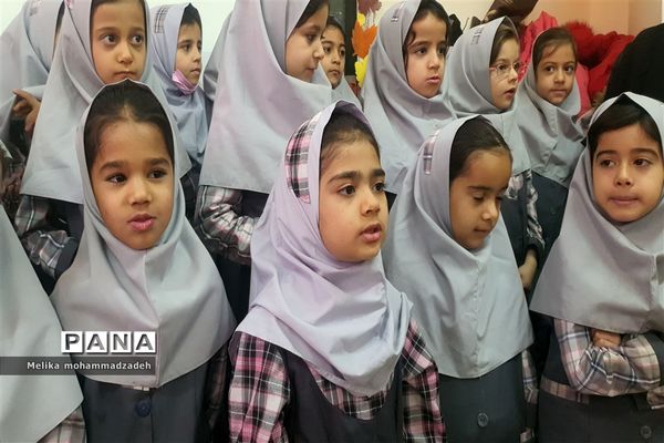 گرامیداشت ولادت حضرت علی(ع) در دبستان دخترانه معلم