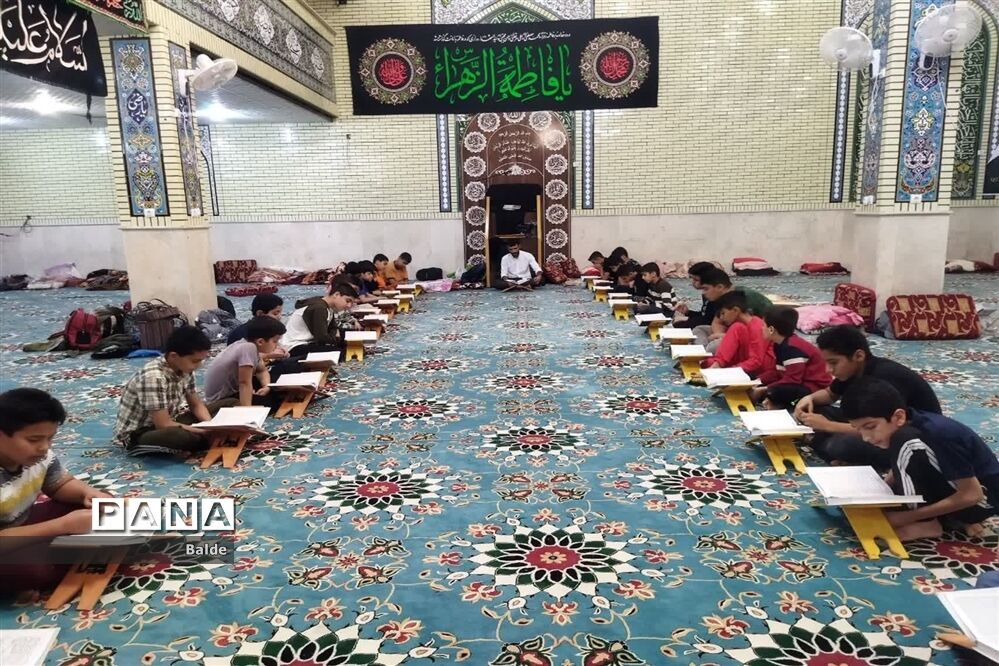 مراسم معنوی اعتکاف دانش‌آموزان پسر شادگانی