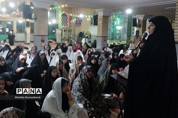 اعتکاف دانش‌آموزی در پاکدشت