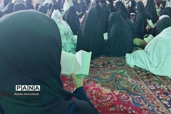 اعتکاف دانش‌آموزی در پاکدشت