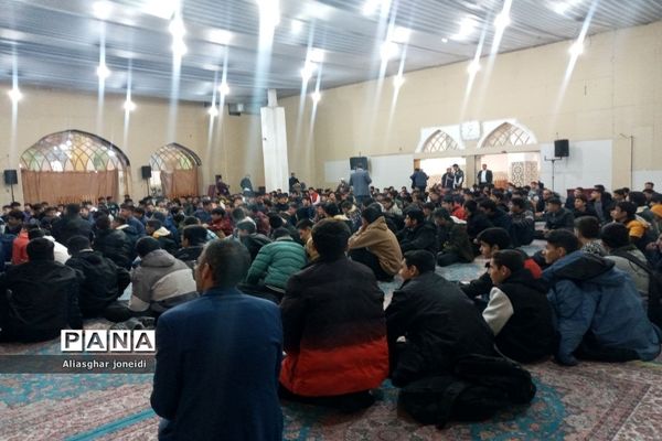 جشن تکلیف عبادی ویژه دانش‌آموزان پسر پایه نهم شهرستان پیشوا
